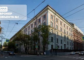 Продается 4-комнатная квартира, 117.6 м2, Санкт-Петербург, Малый проспект Петроградской стороны, 79-81-83