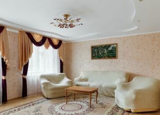 Продается 3-комнатная квартира, 90.4 м2, Татарстан, улица Юлиуса Фучика, 82