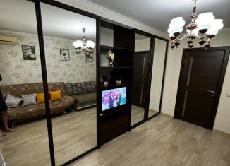 Двухкомнатная квартира в аренду, 55 м2, Волгоград, улица Пархоменко, 43Б