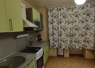 2-комнатная квартира в аренду, 57 м2, Астраханская область, улица Адмирала Нахимова, 267