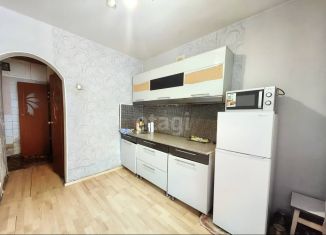 Продам 2-комнатную квартиру, 46 м2, Приморский край, улица Жуковского, 35