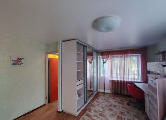Сдаю в аренду 1-комнатную квартиру, 32 м2, Новосибирск, улица Блюхера, метро Площадь Маркса