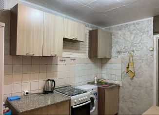 Сдается в аренду двухкомнатная квартира, 38 м2, Москва, улица Маршала Чуйкова, 7к4, метро Волжская