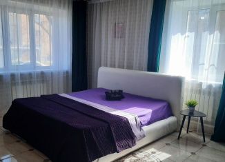 Сдаю в аренду квартиру студию, 33 м2, Астрахань, улица Степана Здоровцева, 10