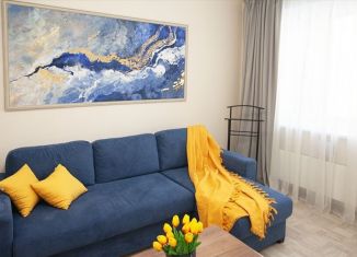 Сдам в аренду 2-комнатную квартиру, 52.5 м2, поселок Зональная Станция, улица Королёва, 16Б