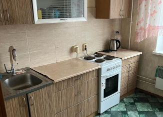 Сдам 2-комнатную квартиру, 55 м2, Кингисепп, улица Жукова, 20