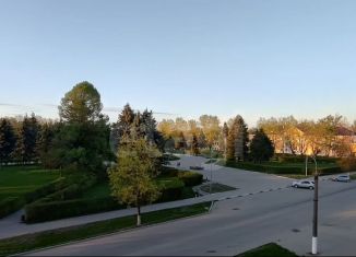 Продажа 2-ком. квартиры, 40.2 м2, Вязьма, улица Космонавтов, 8