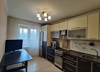 Сдача в аренду 1-ком. квартиры, 39.6 м2, Чувашия, улица Строителей, 6