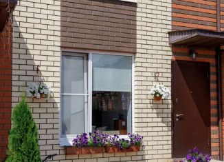 Продам 3-комнатную квартиру, 79.7 м2, деревня Володино, Солнечная улица, 4