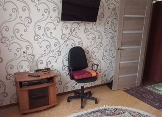 Продаю двухкомнатную квартиру, 55 м2, Чувашия, Космическая улица, 2