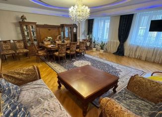 Продается пятикомнатная квартира, 220 м2, Грозный, бульвар Султана Дудаева, 22, Байсангуровский район