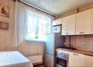 Однокомнатная квартира на продажу, 28 м2, Екатеринбург, улица Начдива Онуфриева, 34, метро Чкаловская
