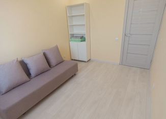 Сдам в аренду 2-ком. квартиру, 45 м2, Калининград, Интернациональная улица, 48
