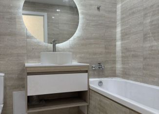 Продаю двухкомнатную квартиру, 52 м2, Новомосковск, улица Мира, 40