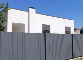 Дом на продажу, 110 м2, Крымск, улица Кирова