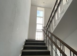 Продается трехкомнатная квартира, 71 м2, посёлок Пригородный, Горная улица, ЖК Барселона