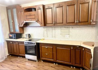 Аренда двухкомнатной квартиры, 68 м2, Краснодар, улица Академика Лукьяненко, микрорайон Микрохирургии глаза