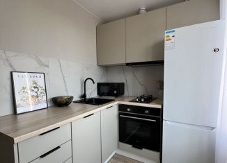 Сдаю 2-комнатную квартиру, 45 м2, Москва, Севанская улица, 46к4, метро Царицыно