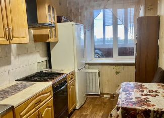 Сдается 3-комнатная квартира, 70 м2, Чехов, улица Полиграфистов, 14