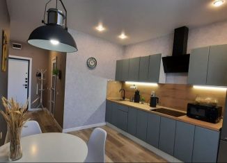 Сдаю 1-ком. квартиру, 46 м2, Краснодар, улица имени Героя Георгия Бочарникова, 14, микрорайон Губернский