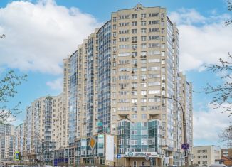 Продажа двухкомнатной квартиры, 80 м2, Екатеринбург, Кузнечная улица, 83, метро Уральская