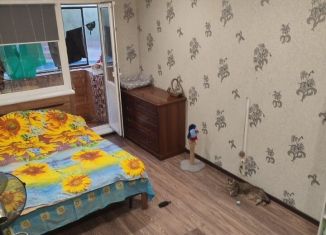 Продаю 1-ком. квартиру, 30.5 м2, Магнитогорск, улица Галиуллина, 3/2