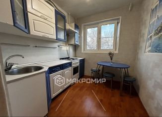 Продается 2-ком. квартира, 45.7 м2, Челябинск, улица Молодогвардейцев, 68В, Калининский район