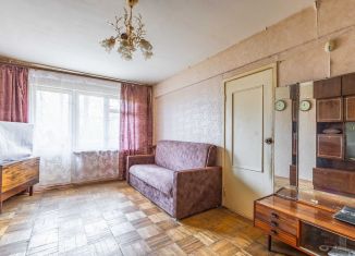 Продаю 2-ком. квартиру, 46.3 м2, Санкт-Петербург, Северный проспект, метро Гражданский проспект