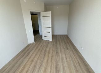 Продается однокомнатная квартира, 35 м2, деревня Куюки, Тихая улица, 3, ЖК Микрорайон Яшьлек