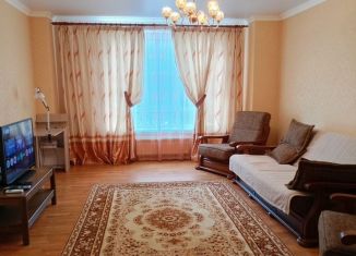 Сдается в аренду 2-ком. квартира, 70 м2, Геленджик, Колхозная улица, 11