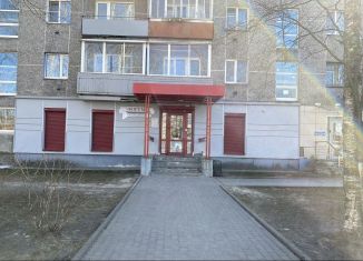 Продаю торговую площадь, 126 м2, Карелия, бульвар Советов, 3