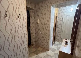 Сдаю двухкомнатную квартиру, 46 м2, Саратов, улица имени В.Г. Рахова, 64/70