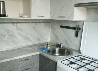 Сдается 3-комнатная квартира, 70 м2, Ишимбай, улица Чкалова, 1