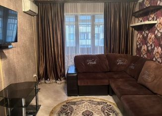 Сдача в аренду 1-ком. квартиры, 33 м2, Грозный, улица М.Д. Миллионщикова, 63