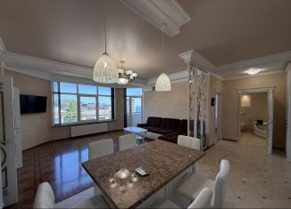 Продам двухкомнатную квартиру, 118 м2, посёлок городского типа Партенит, улица Победы, 1