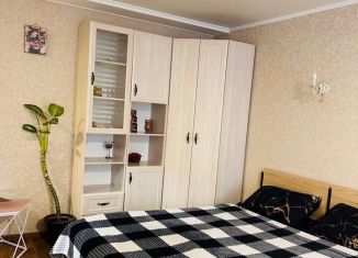 Сдам 1-ком. квартиру, 33 м2, Сызрань, Верхнепионерская улица, 20