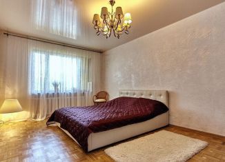 Продается трехкомнатная квартира, 110 м2, Краснодар, 1-й проезд Стасова, 18, 1-й проезд Стасова