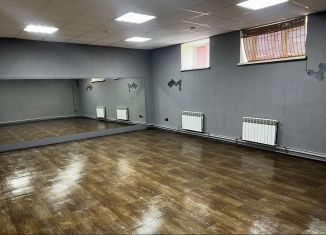 Сдаю помещение свободного назначения, 45 м2, Тюмень, улица Василия Гольцова, 10