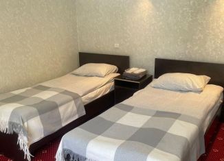Сдаю в аренду комнату, 19 м2, курортный поселок Домбай, Тебердинская улица, 7