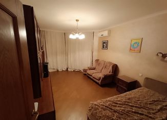 Сдам 1-ком. квартиру, 41 м2, Москва, улица Каховка, 31, район Черёмушки