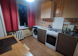 Сдача в аренду 1-ком. квартиры, 32 м2, Москва, 3-й Сетуньский проезд, 3, станция Кутузовская
