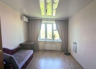 Продается 1-комнатная квартира, 37.6 м2, Чебоксары, улица Правая набережная Сугутки, 7, Ленинский район