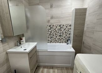 Сдаю 1-ком. квартиру, 32 м2, Нижегородская область, Новомосковская улица, 26