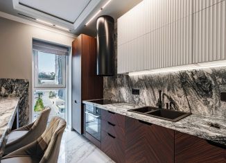 Продам 4-комнатную квартиру, 110 м2, Сочи, Ясногорская улица, 16/8к3, микрорайон Бытха