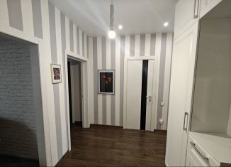 Сдам в аренду 2-комнатную квартиру, 57 м2, Мытищи, 2-я Институтская улица, 24А