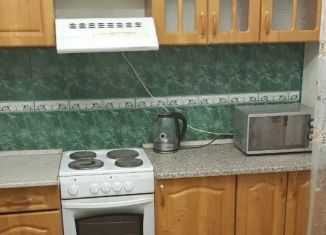 Аренда 1-комнатной квартиры, 38 м2, Москва, Тихвинская улица, 12, метро Менделеевская