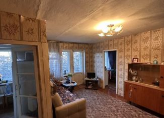 Продается 3-ком. квартира, 57 м2, Псковская область, Бастионная улица, 12