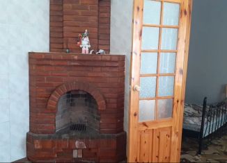 Сдаю дом, 80 м2, Керчь, улица Марии Молчановой, 23