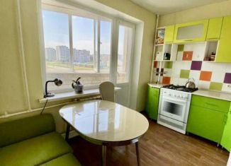 Сдача в аренду однокомнатной квартиры, 38 м2, Саратов, улица имени Н.В. Исаева, 3