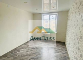 Продажа 2-ком. квартиры, 37.7 м2, Березники, улица Мира, 49